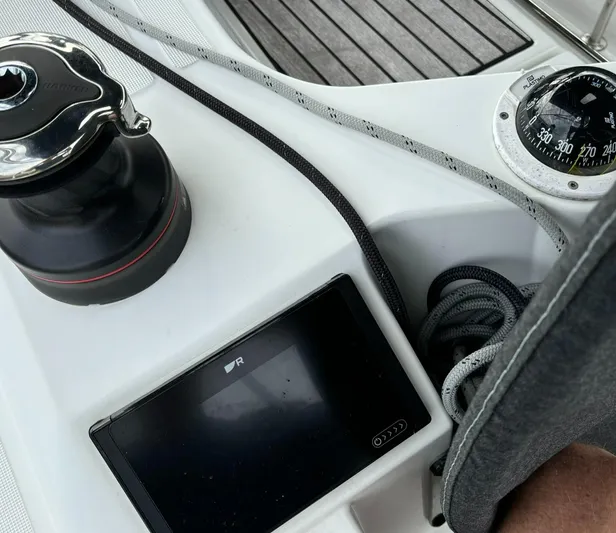Yahtzee Yacht Photos Pics Port helm/Plotter
