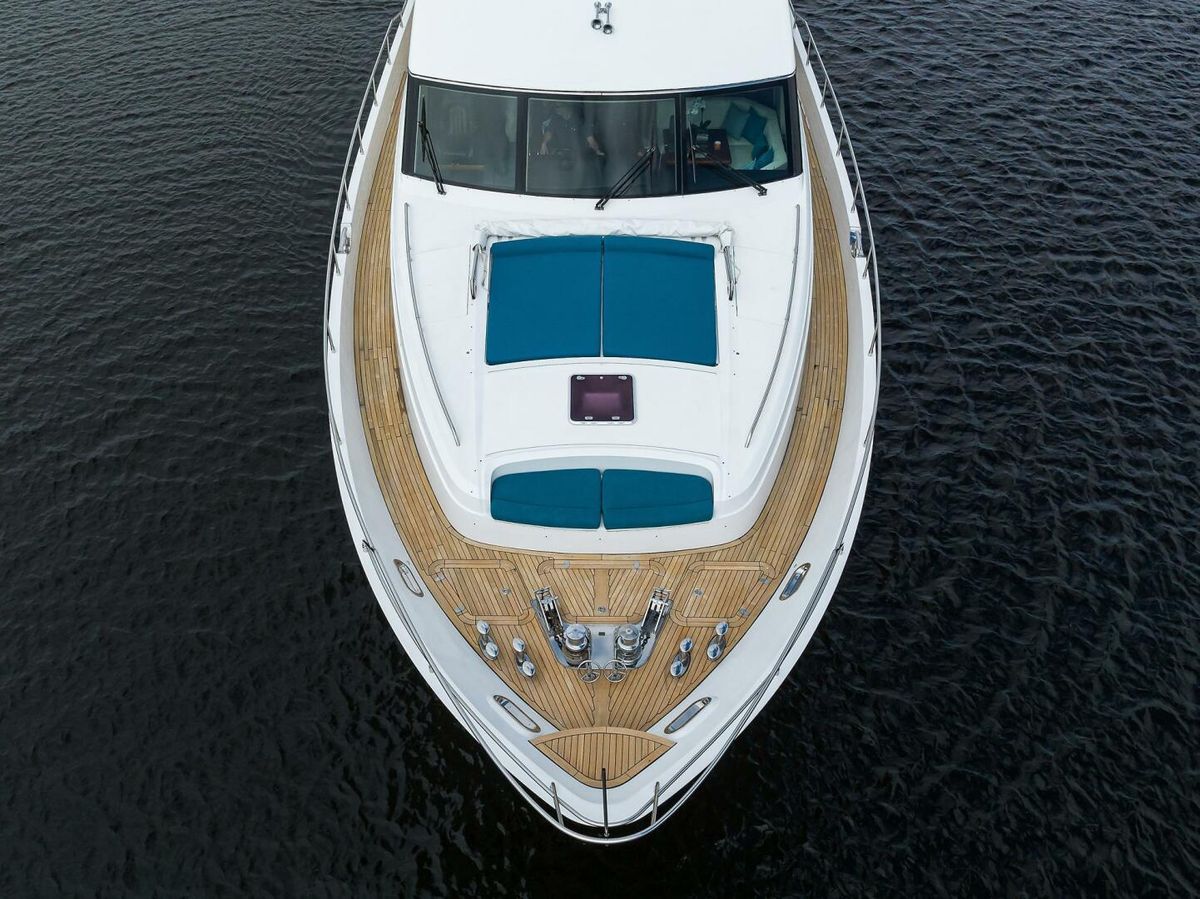 2009 Princess 95 