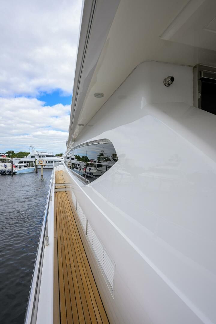 2009 Princess 95 