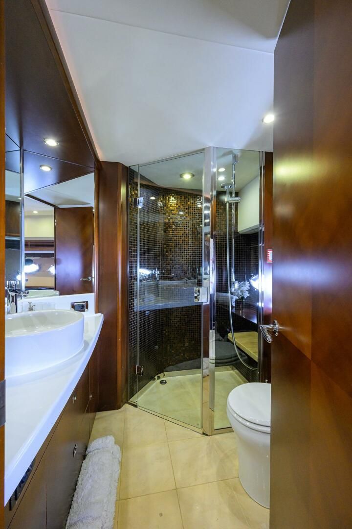 2009 Princess 95 