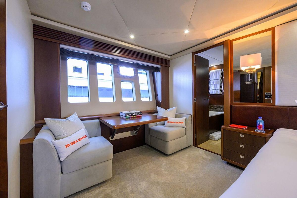 2009 Princess 95 