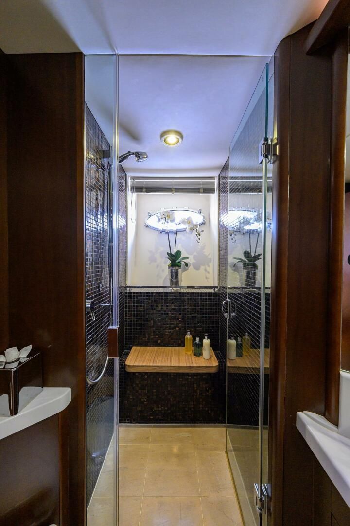 2009 Princess 95 