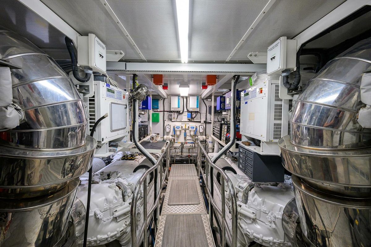 2009 Princess 95 