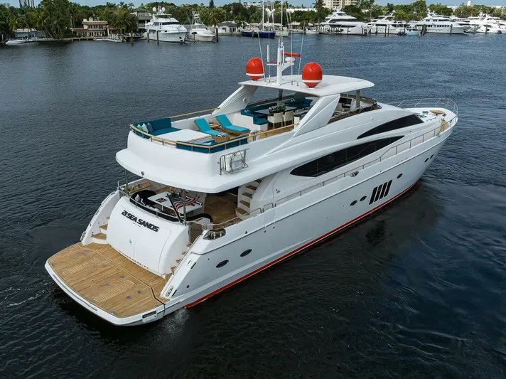 21 Sea Sands Yacht Photos Pics 