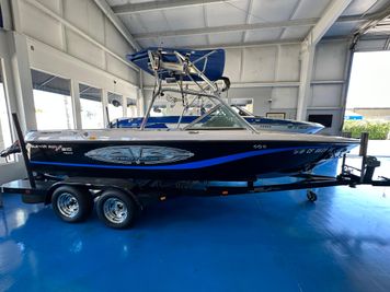 Correct Craft 210 SUPER AIR TEAM EDITION