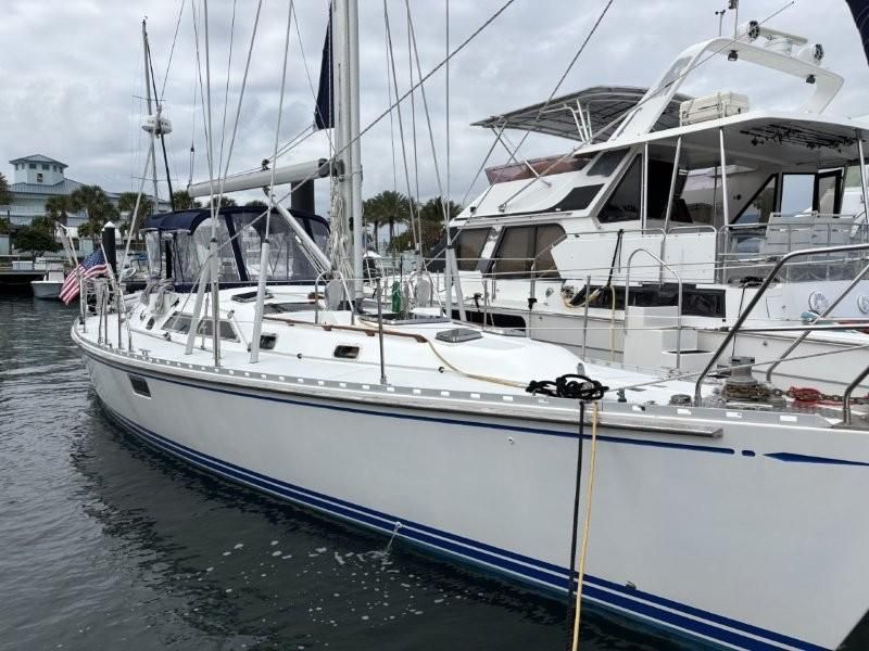 1996 Hylas 46 