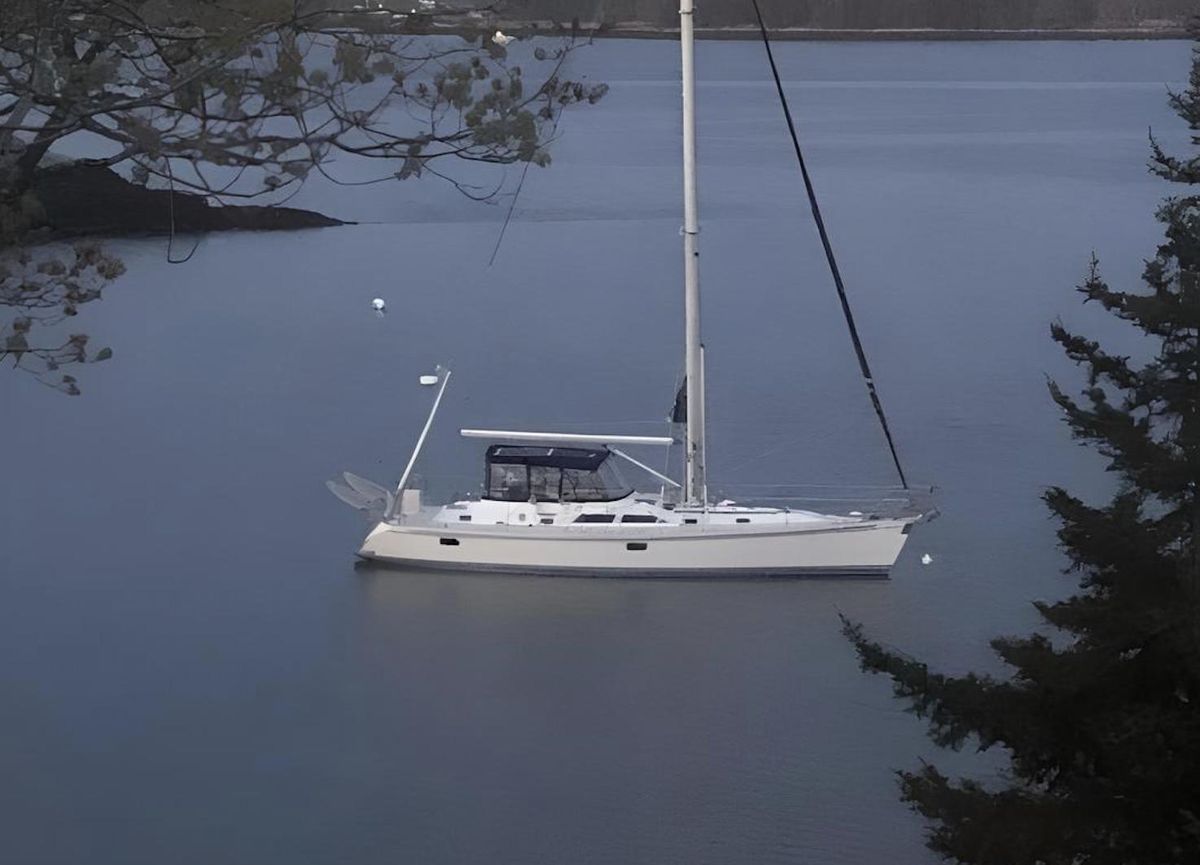 1996 Hylas 46 