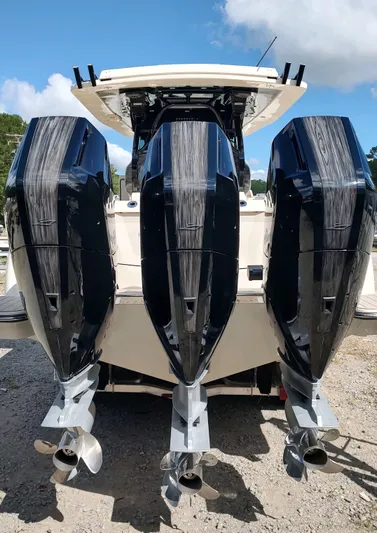 Maryanray Yacht Photos Pics 2024 Mercury V-10s