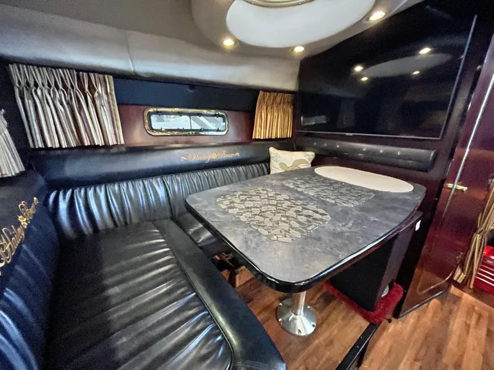 Hailey Brae Yacht Photos Pics 