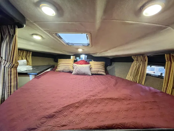 Hailey Brae Yacht Photos Pics 