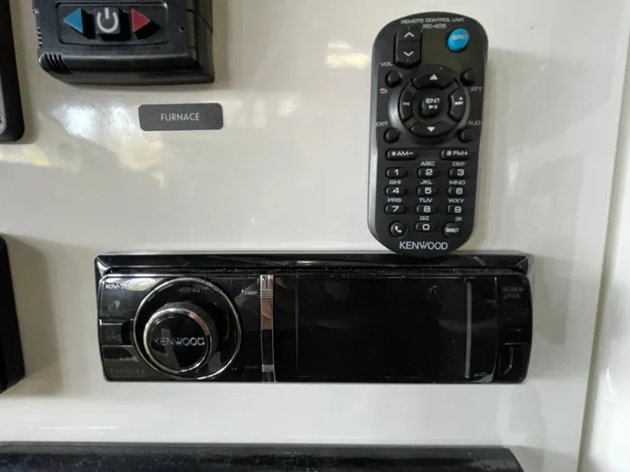 Hailey Brae Yacht Photos Pics 