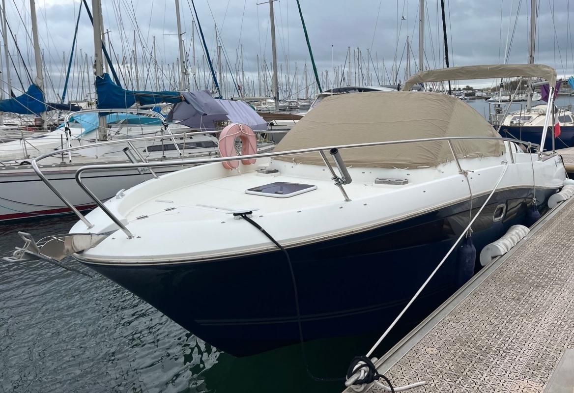 2015 Jeanneau Cap Camarat 8.5 WA