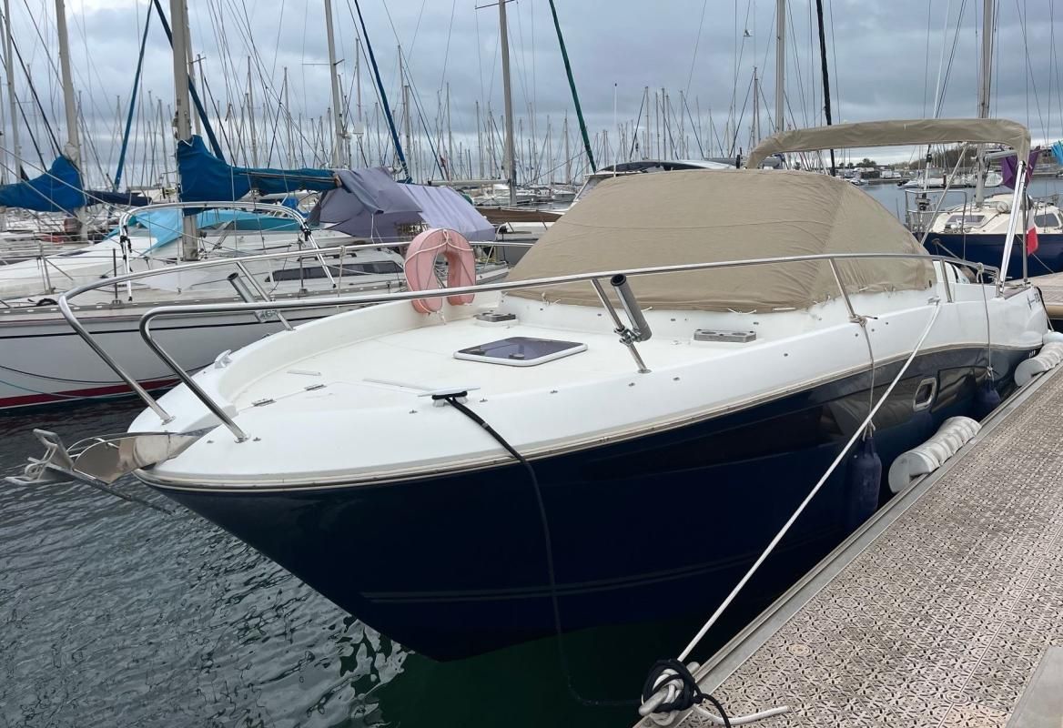 2015 Jeanneau Cap Camarat 8.5 WA