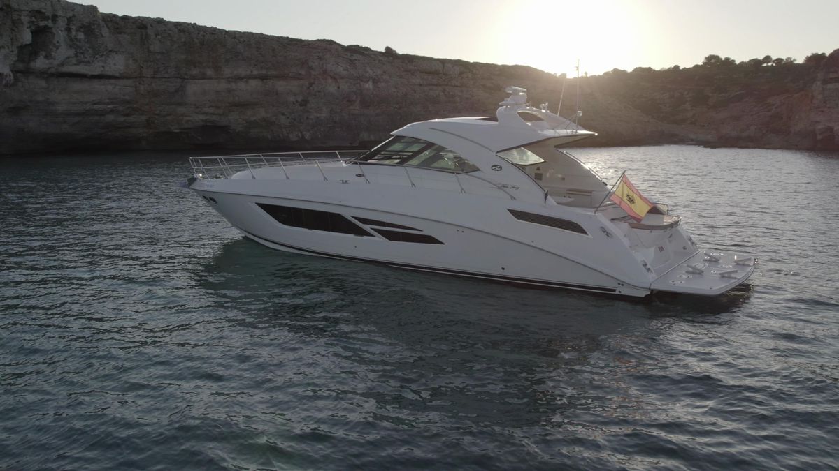 2017 Sea Ray 54 