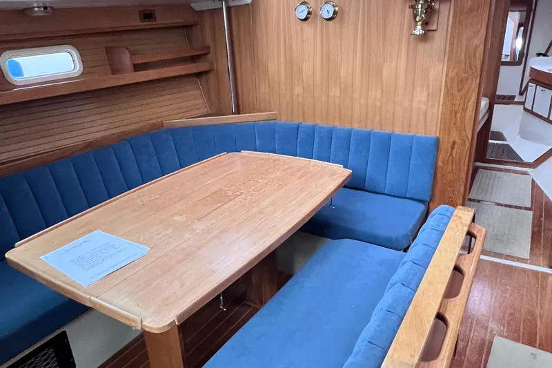 Circe III Yacht Photos Pics 