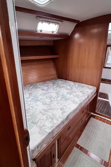 Circe III Yacht Photos Pics 