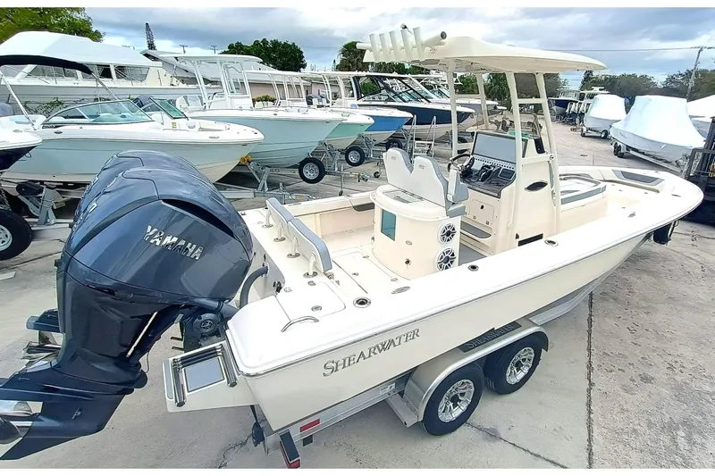 270-912 Yacht Photos Pics 