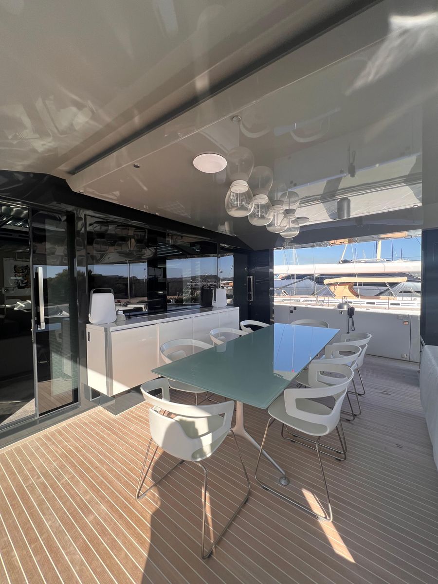 2015 Arcadia Yachts 78 