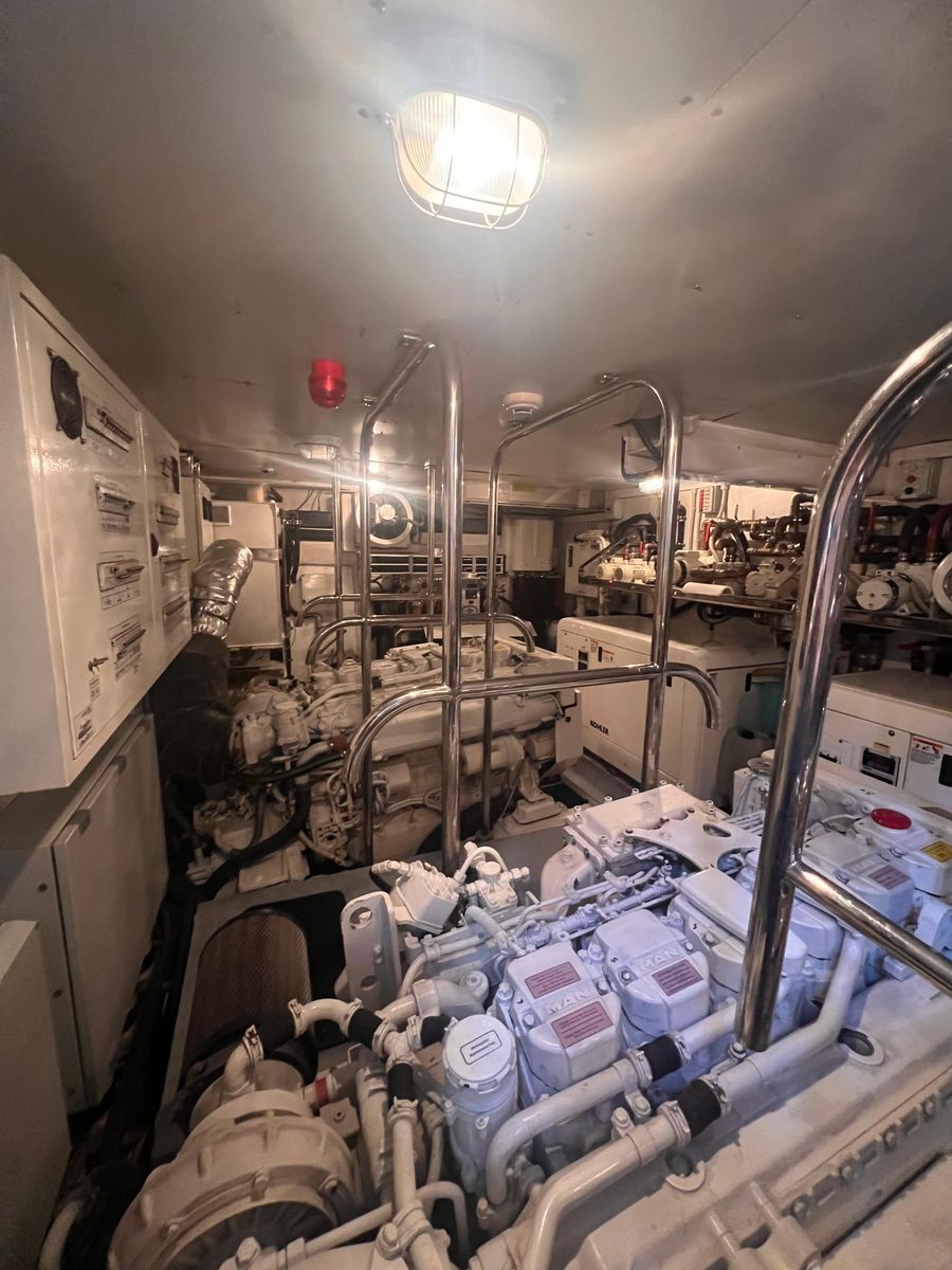 2015 Arcadia Yachts 78 