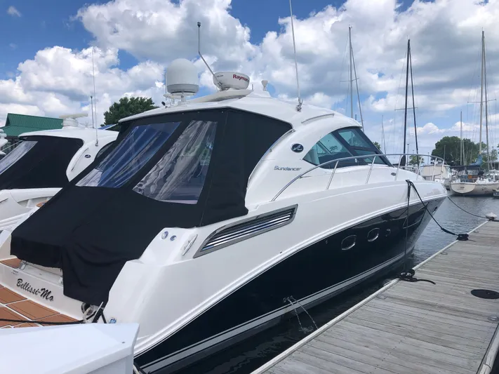 Midnight Run Yacht Photos Pics 
