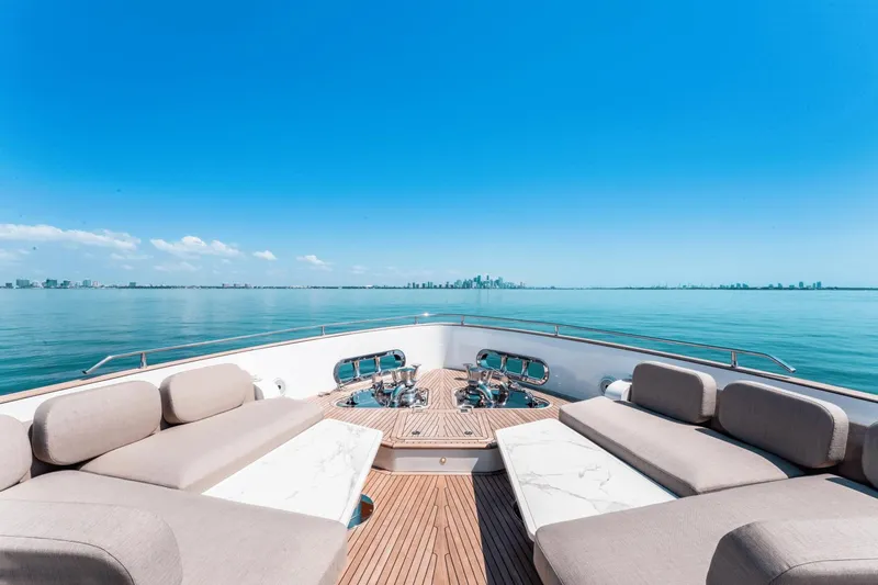 Equites Yacht Photos Pics 