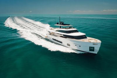 Yacht