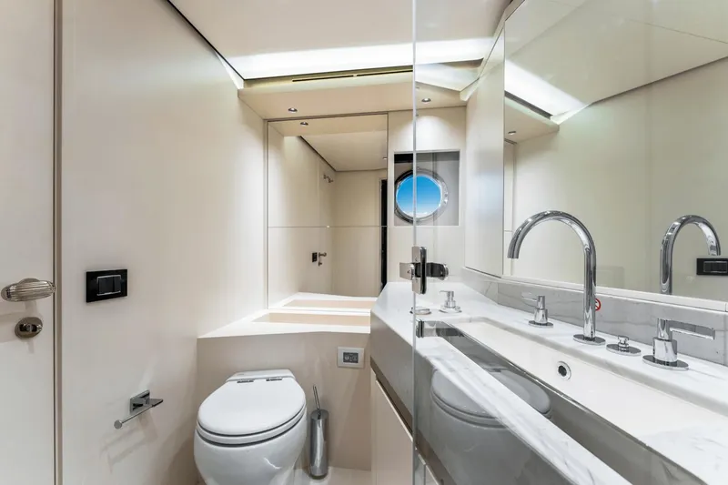 Equites Yacht Photos Pics 