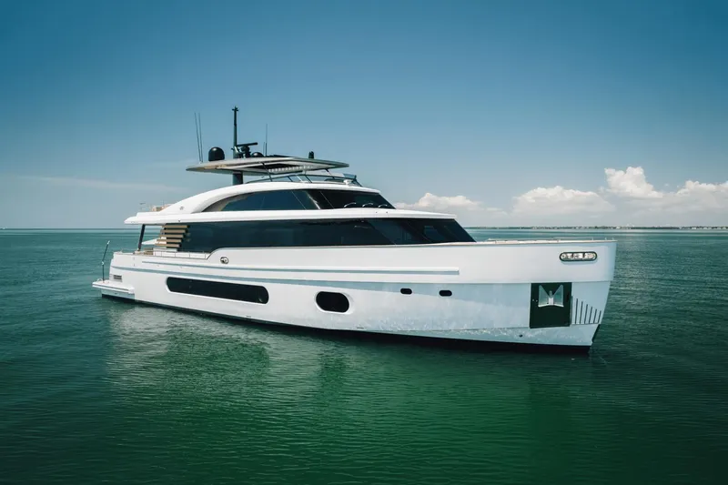Equites Yacht Photos Pics 