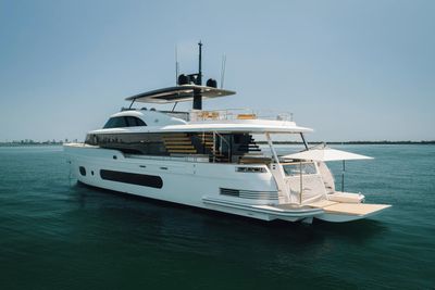 Yacht