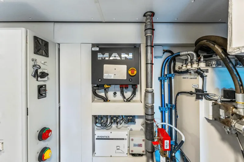 Equites Yacht Photos Pics 