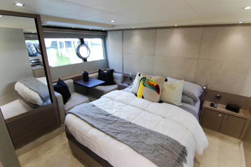 Arbitrage Yacht Photos Pics 