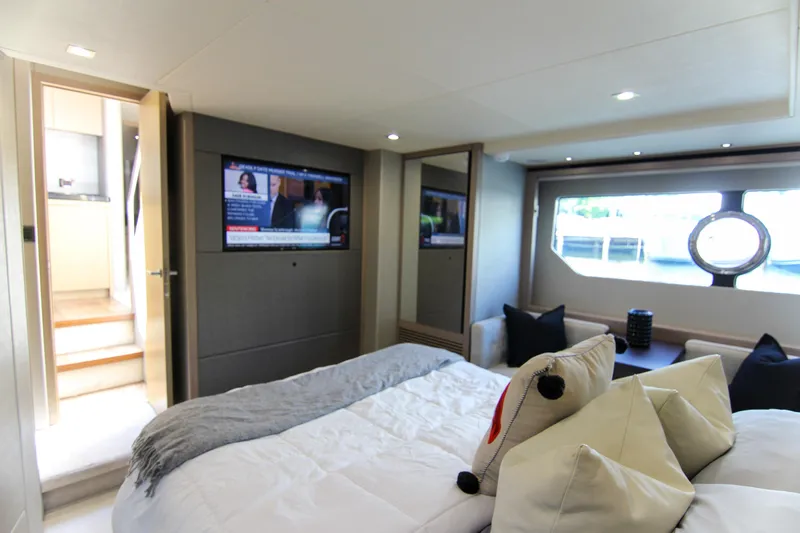 Arbitrage Yacht Photos Pics 