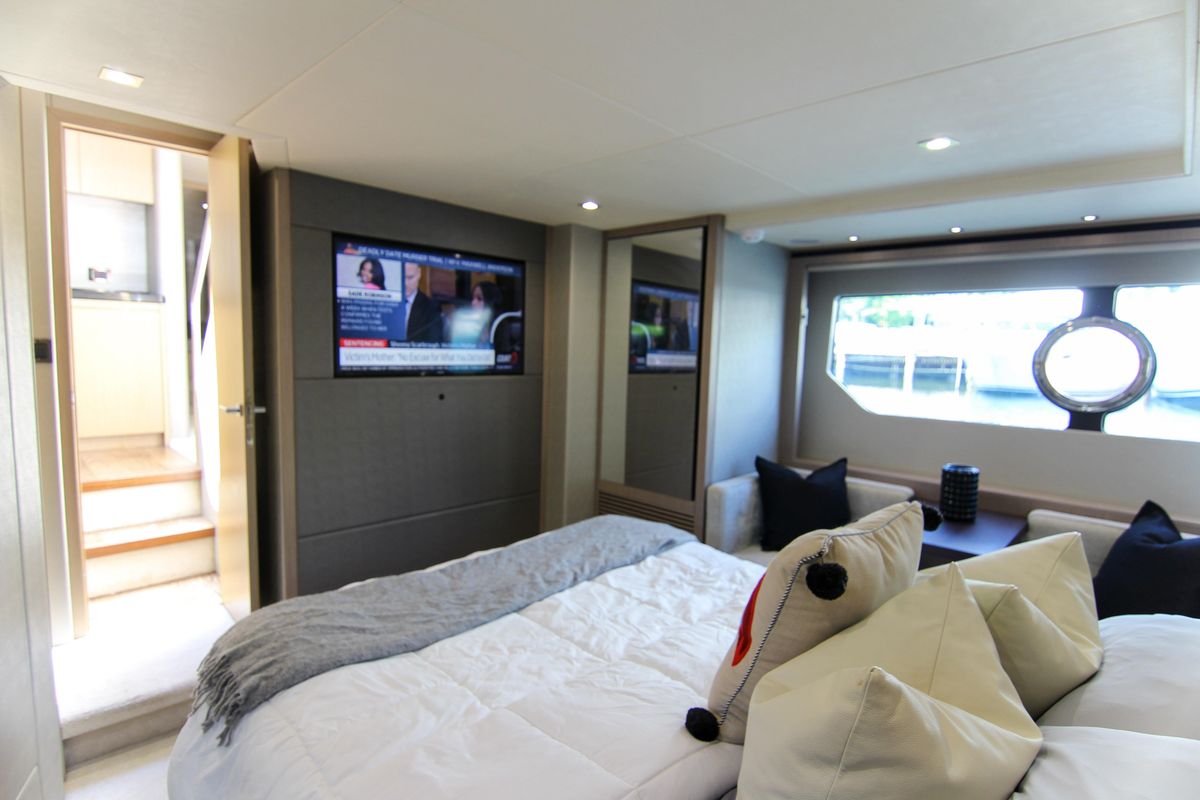2017 Sunseeker 57 