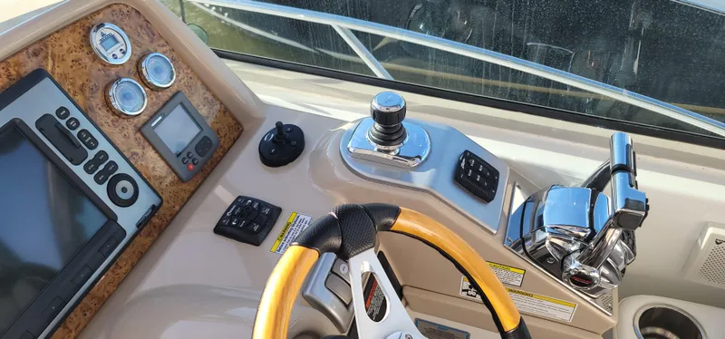  Yacht Photos Pics 2012 Formula 37 Performance Cruiser helm console.