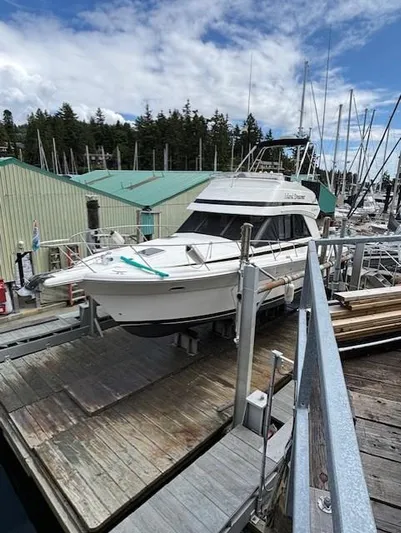 Island Dreamer Yacht Photos Pics 
