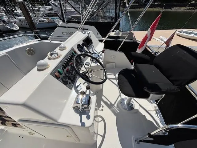 Island Dreamer Yacht Photos Pics 