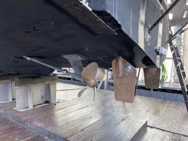 Island Dreamer Yacht Photos Pics 