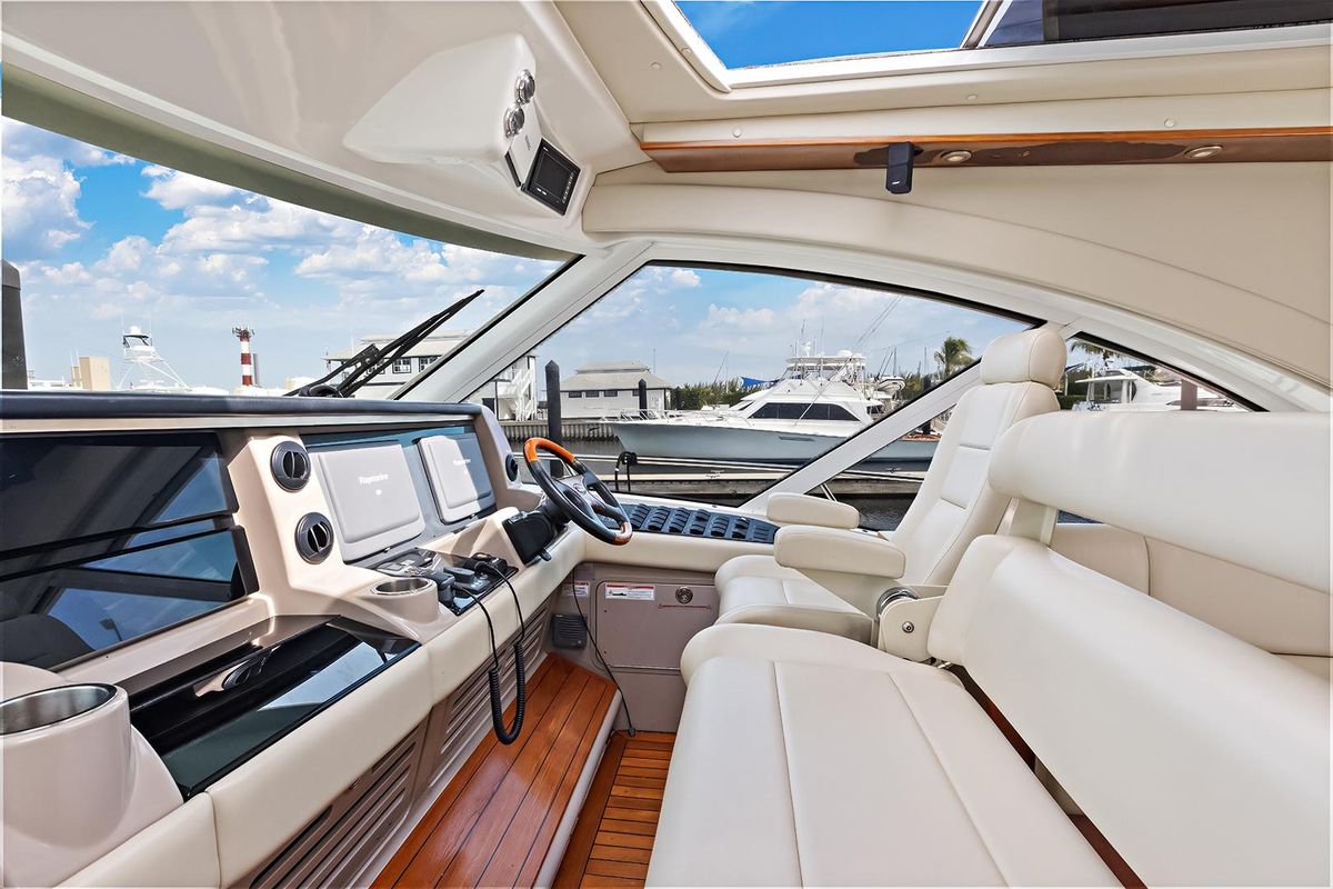 2006 Sea Ray 61 