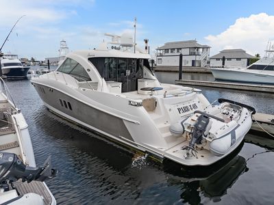 Yacht