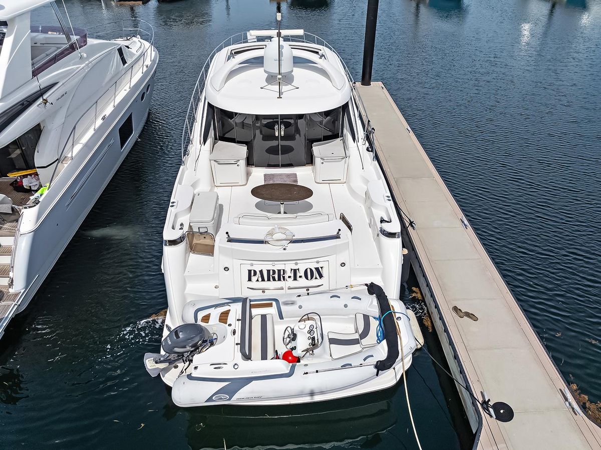 2006 Sea Ray 61 