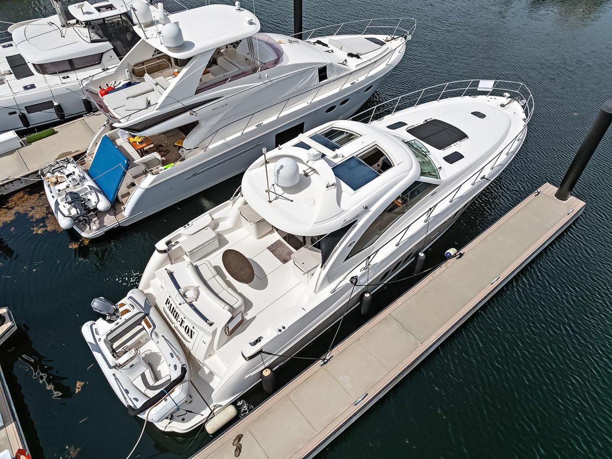 2006 Sea Ray 61 