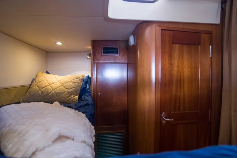 Date Night Keeping It Reel Yacht Photos Pics Luhrs 37 Date Night Keeping It Reel - Interior Cabin Berth