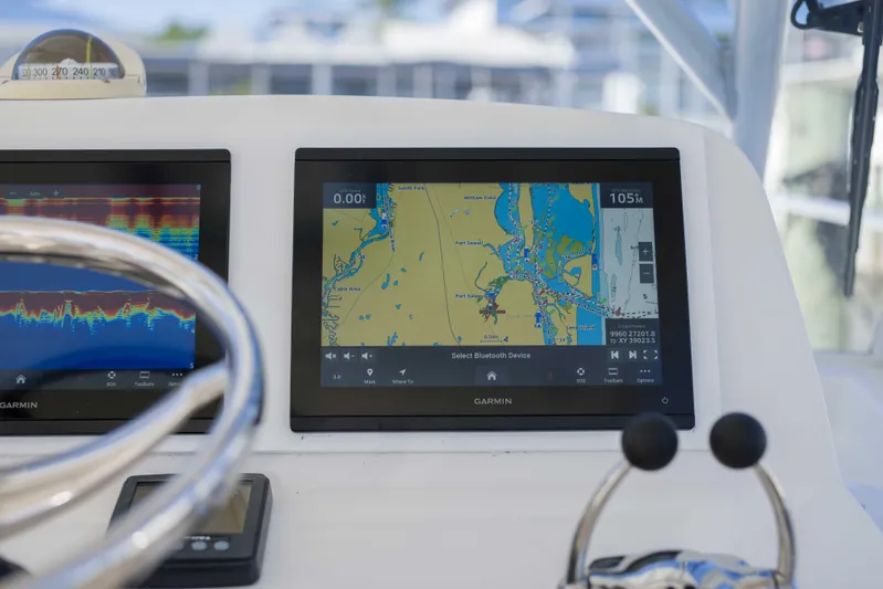 Date Night Keeping It Reel Yacht Photos Pics Luhrs 37 Date Night Keeping It Reel - Exterior Helm