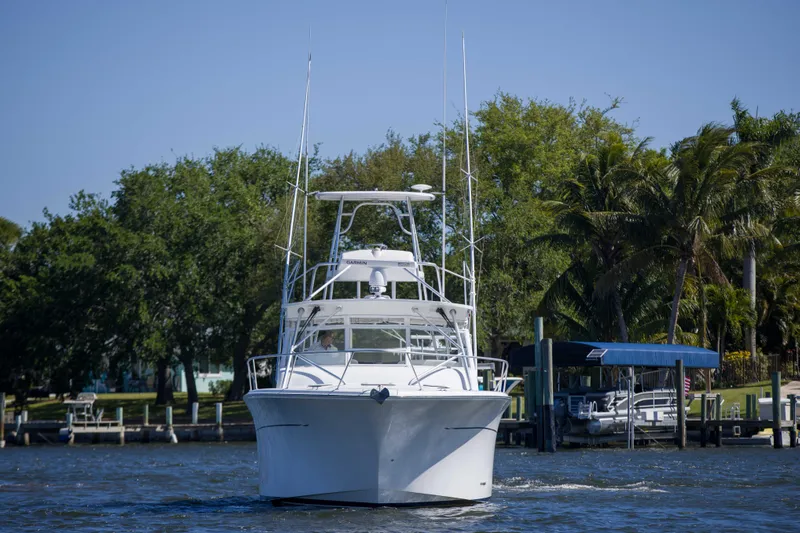 Date Night Keeping It Reel Yacht Photos Pics Luhrs 37 Date Night Keeping It Reel - Exterior Profile