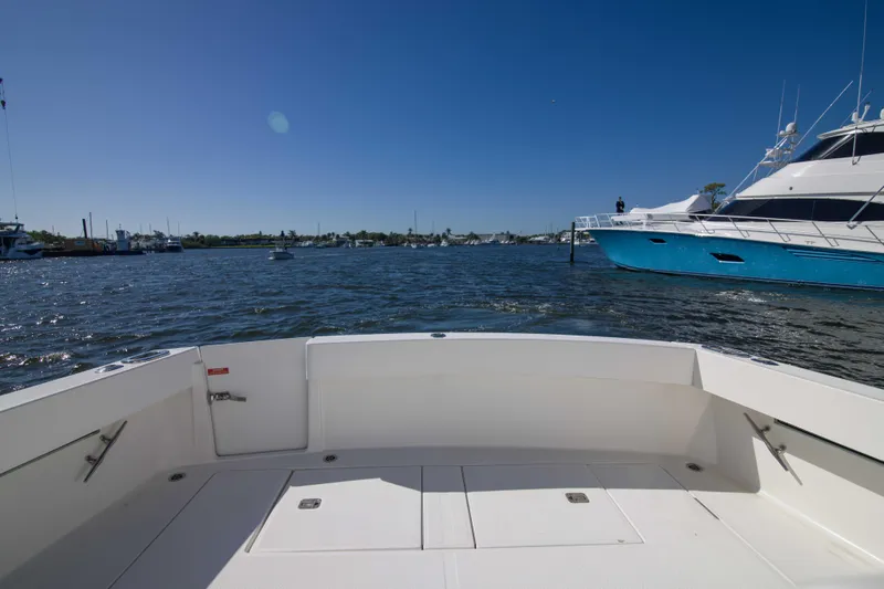 Date Night Keeping It Reel Yacht Photos Pics Luhrs 37 Date Night Keeping It Reel - Exterior Cockpit