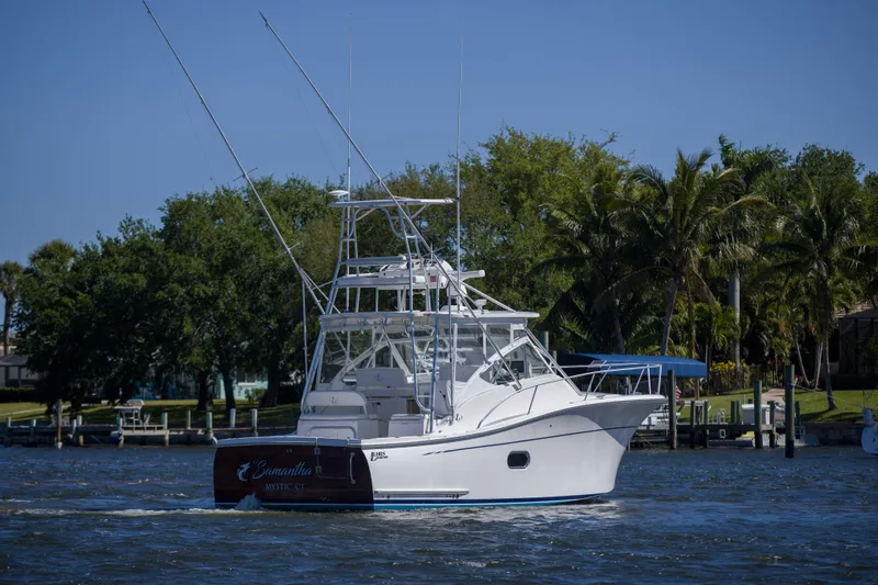Date Night Keeping It Reel Yacht Photos Pics Luhrs 37 Date Night Keeping It Reel - Exterior Profile