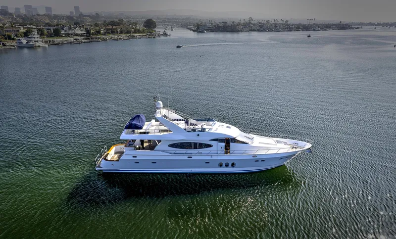 Bora Bora Yacht Photos Pics Luxurious 2009 Paragon MK yacht cruising on calm waters.