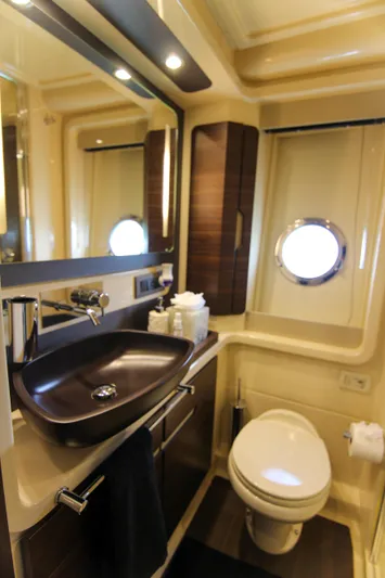 Fortunato Yacht Photos Pics 