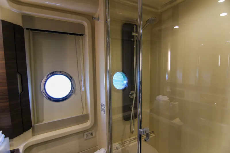 Fortunato Yacht Photos Pics 