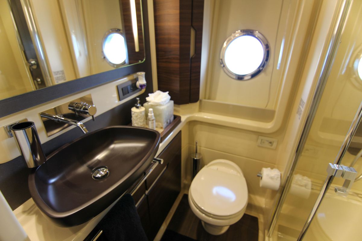 2016 Azimut 50 